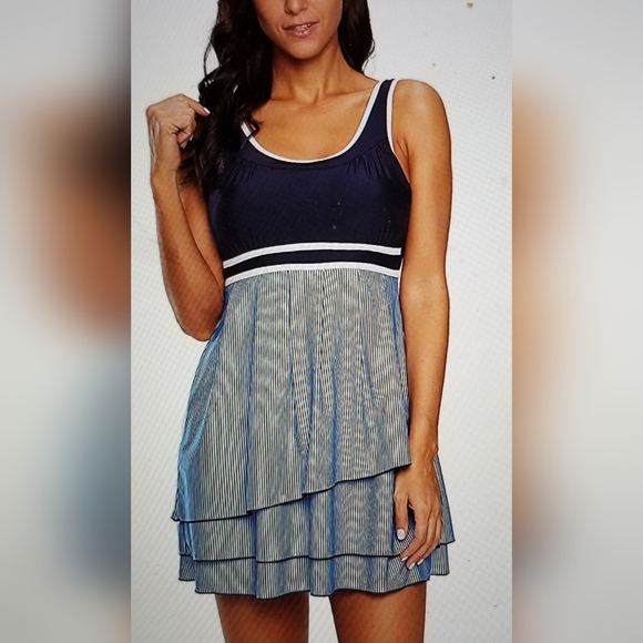 NWOT TIERED SWIM DRESS TANKINI with BOY SHORT - Picture 4 of 12